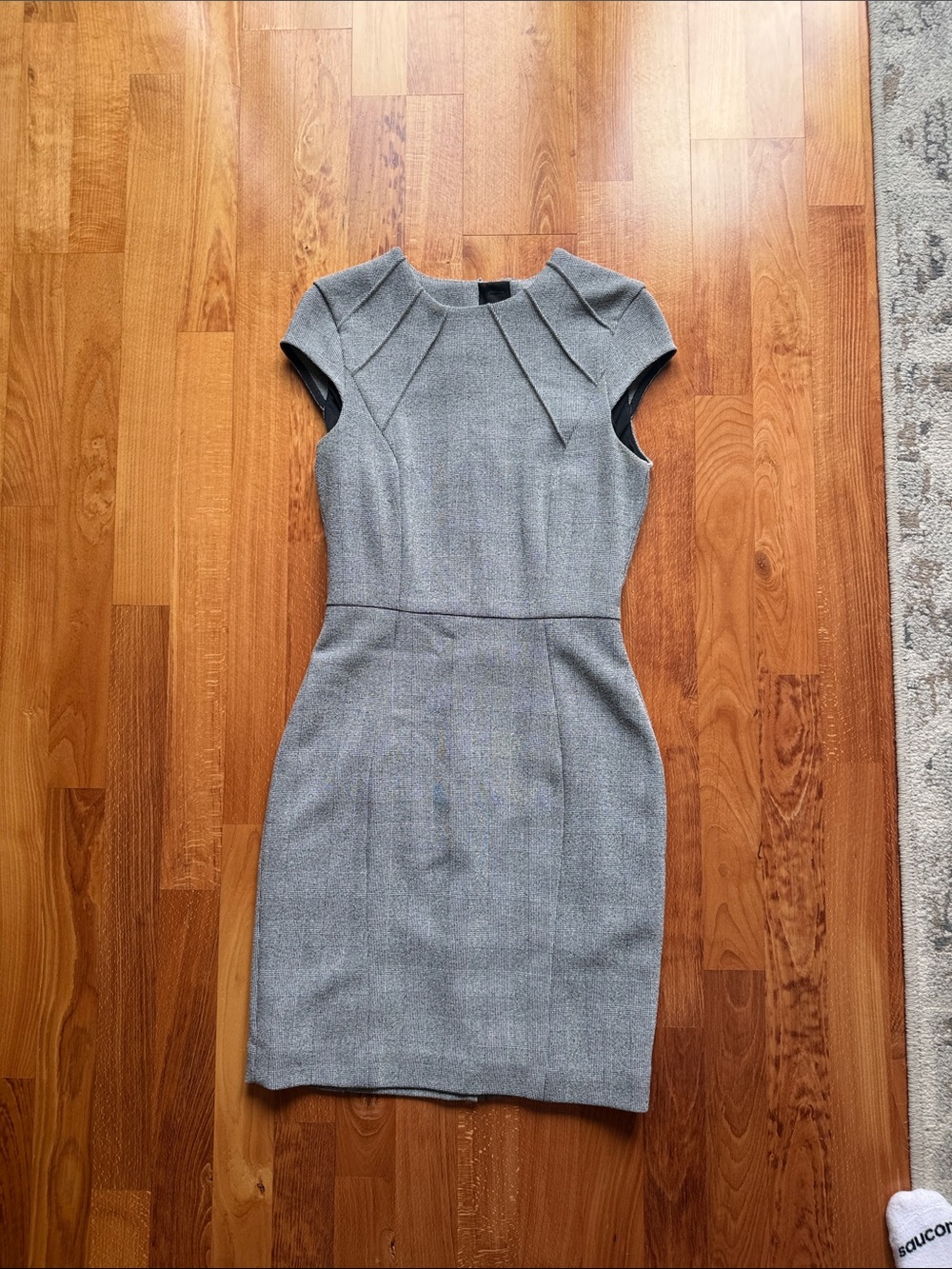 H&M Gray Cap-Sleeve Sheath Dress
